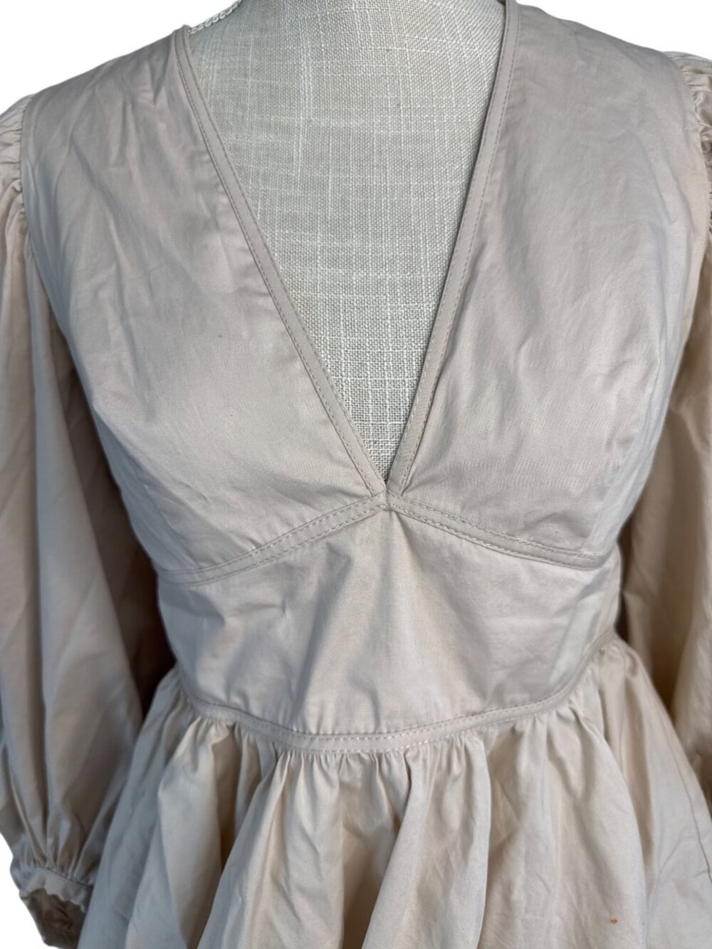 Staud Beige Peplum Blouse With Puff Sleeves & V-Neckline Size S - Picture 5 of 12